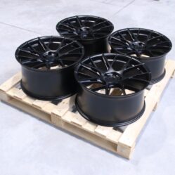 Set of JR42 20x10 ET45 + 20x10,5 ET35 5x108 Matt Black