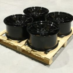 Set of JR44 20x10 ET24 5x112 Gloss Black
