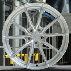 JR Wheels JR37 19x9,5 Silver Machined Face