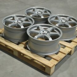 Set of JR3 18x8 ET40 5x114,3 Gloss Silver