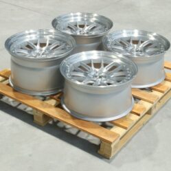 Set of JR40 19x9,5 ET28 + 19x11 ET22 5x112 Silver Machined Face