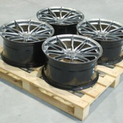 Set of JR37 19x9,5 ET45 5x112 Hyper Black